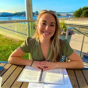 Meet your Posher, MC